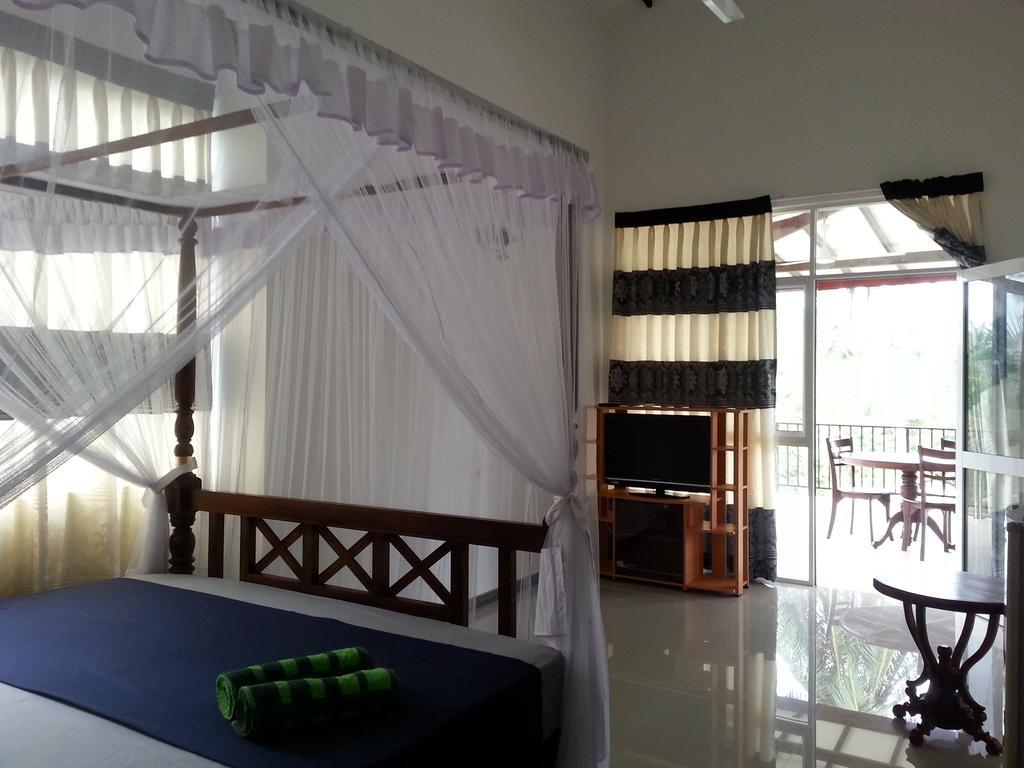 Coral Palm Villa And Apartment Unawatuna Ruang foto